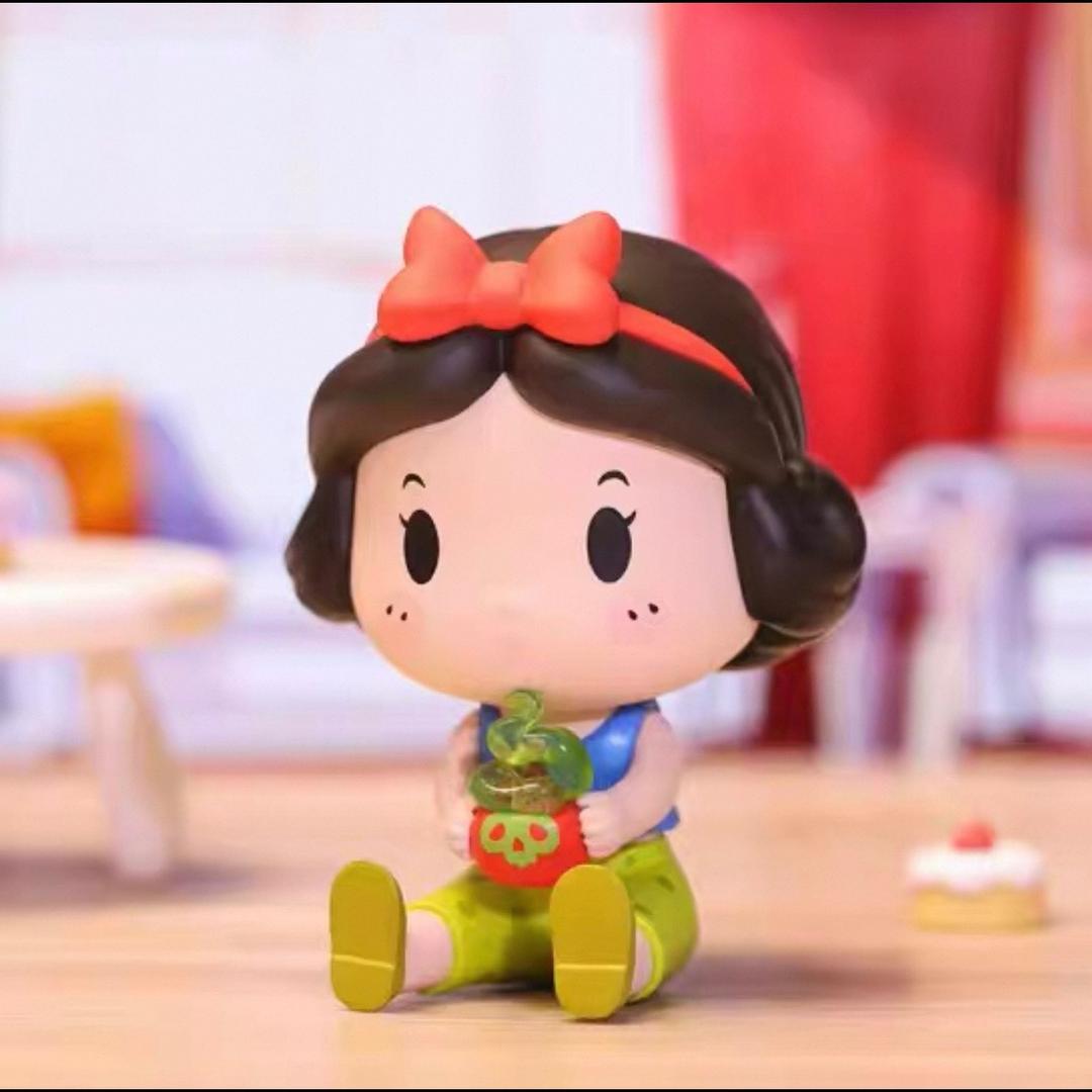 富贵娃娃手办玩具