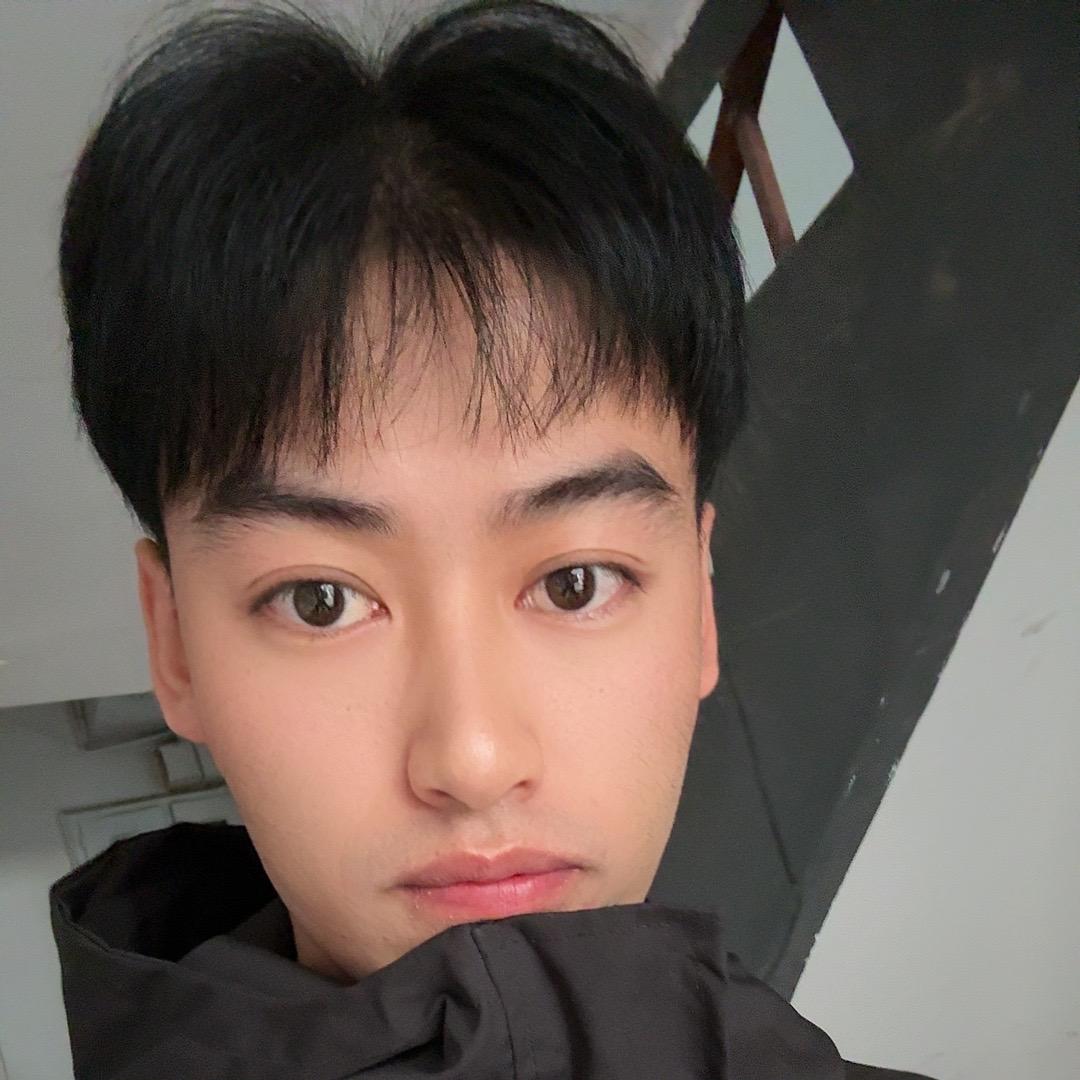 小安同学