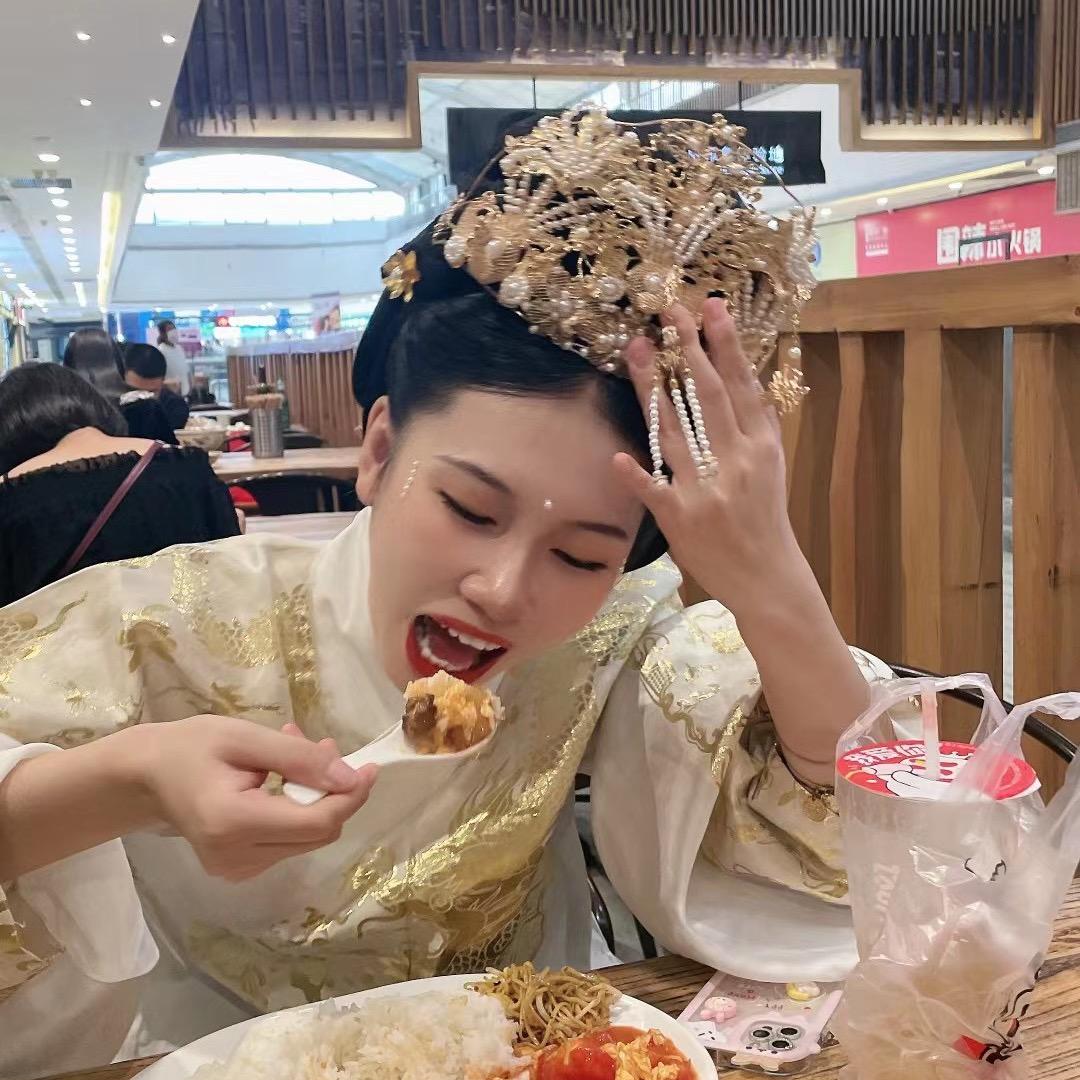 吃喝玩乐邱邱