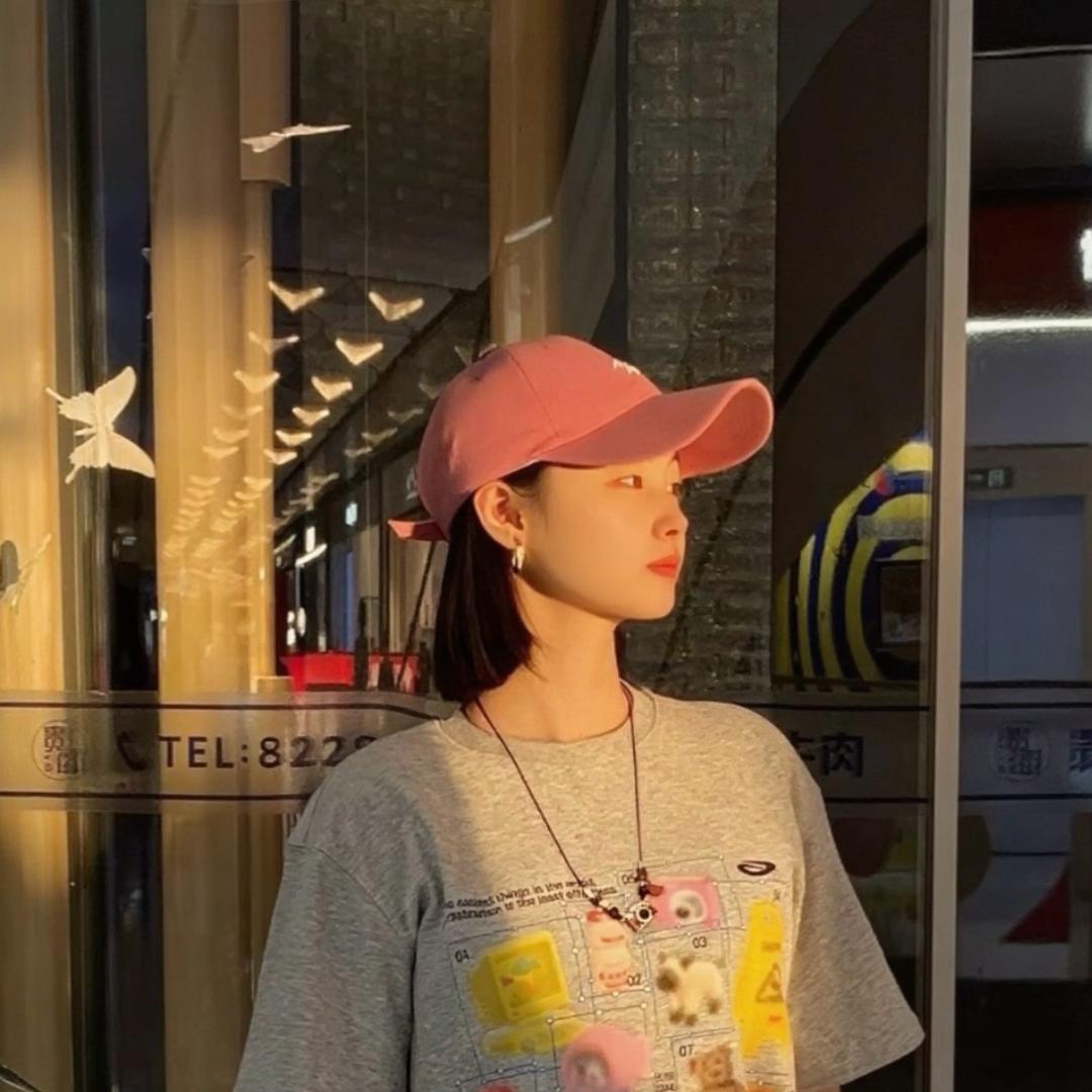 李子老师来了🌸
