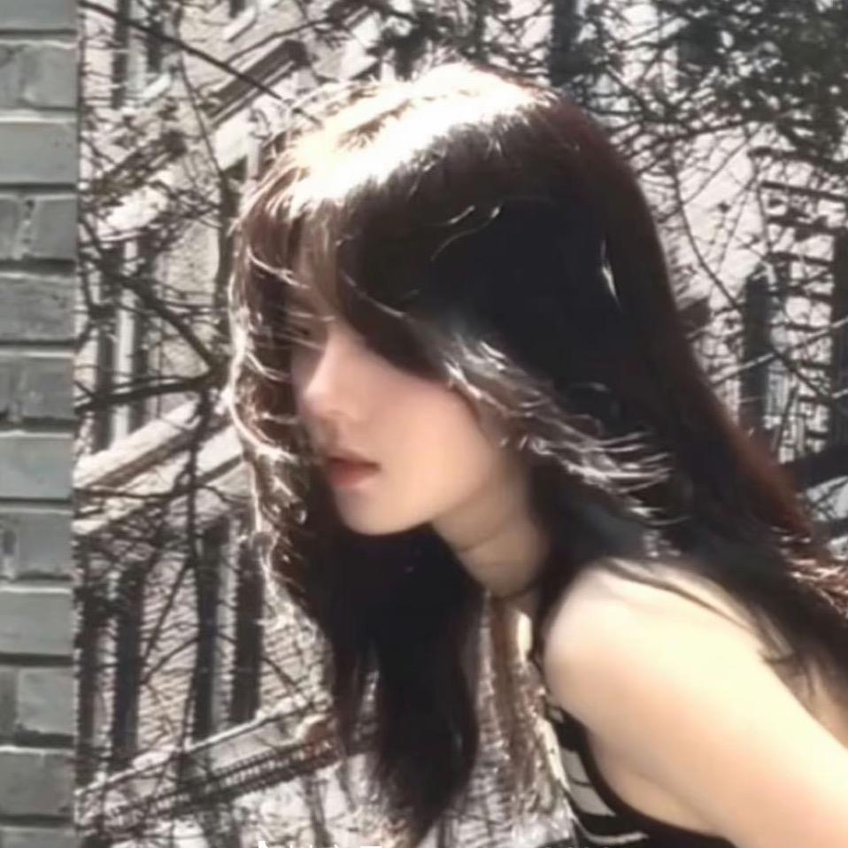 ✨迷路的小女孩Anpei