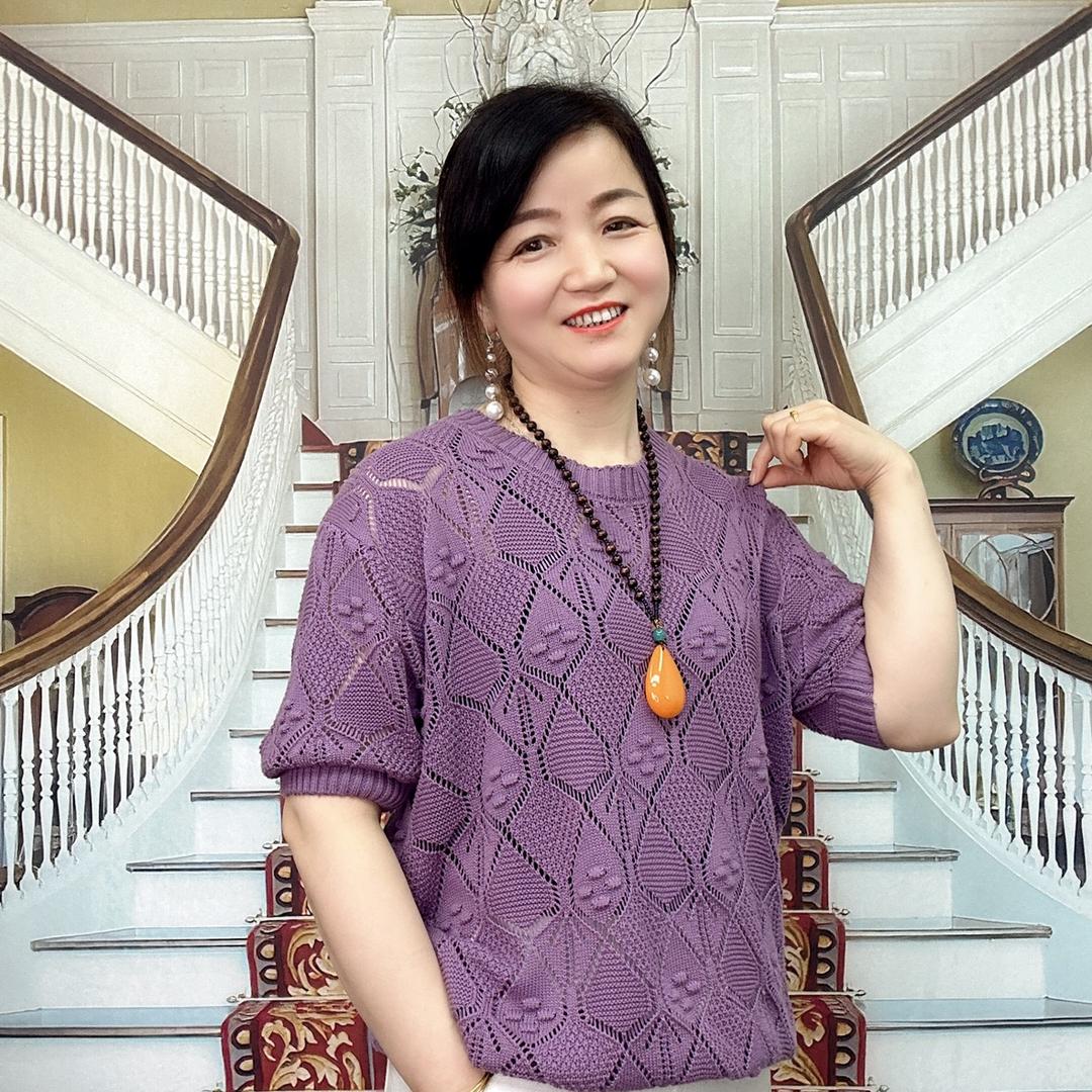 红颜服饰