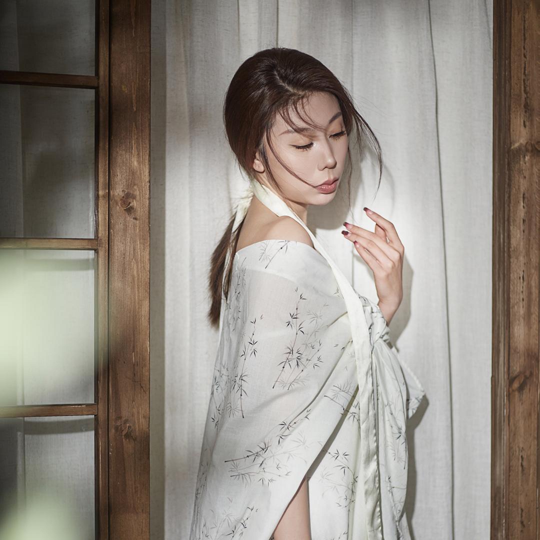 有酒有故事的露露