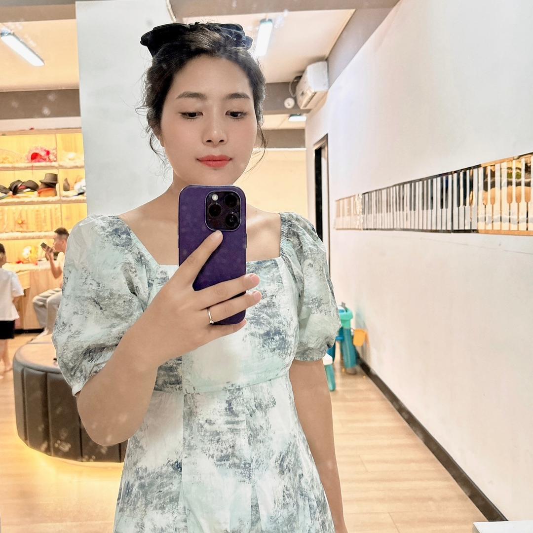卖口粮的小阿姨