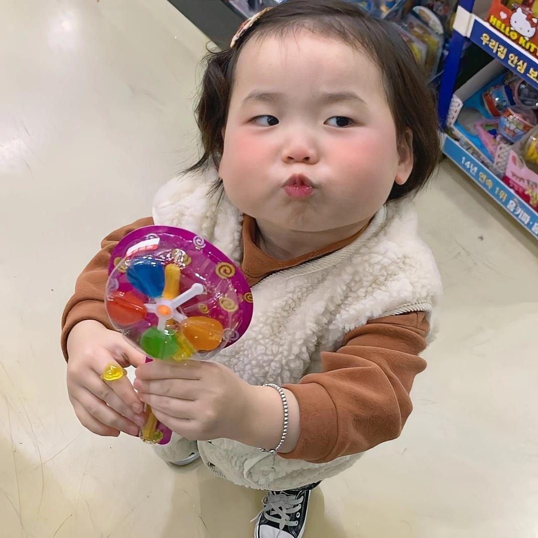 性感的小周