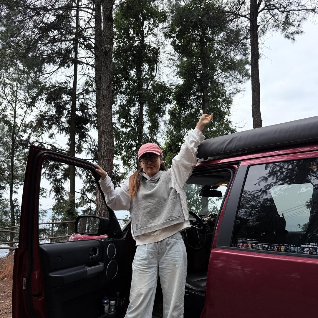 胡二妹|重庆陆地方舟名车汇