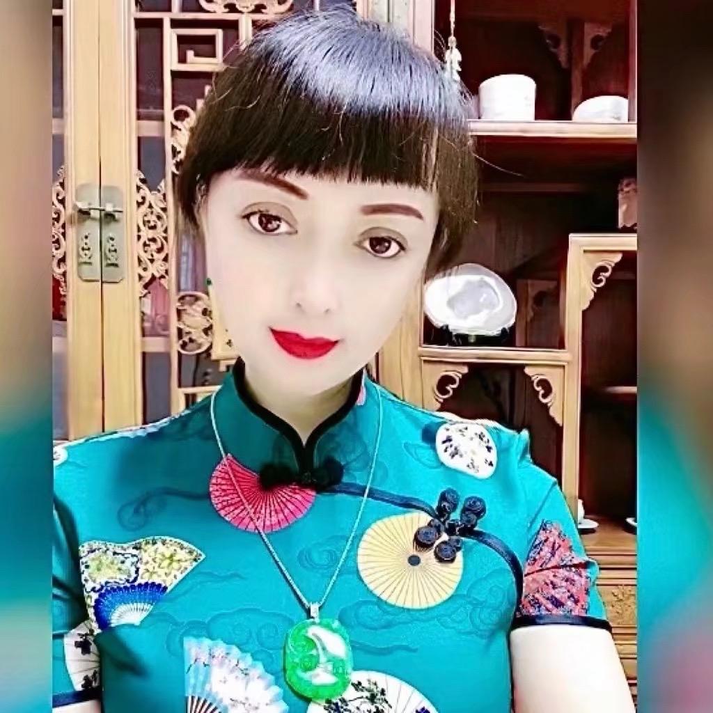 王丽👑