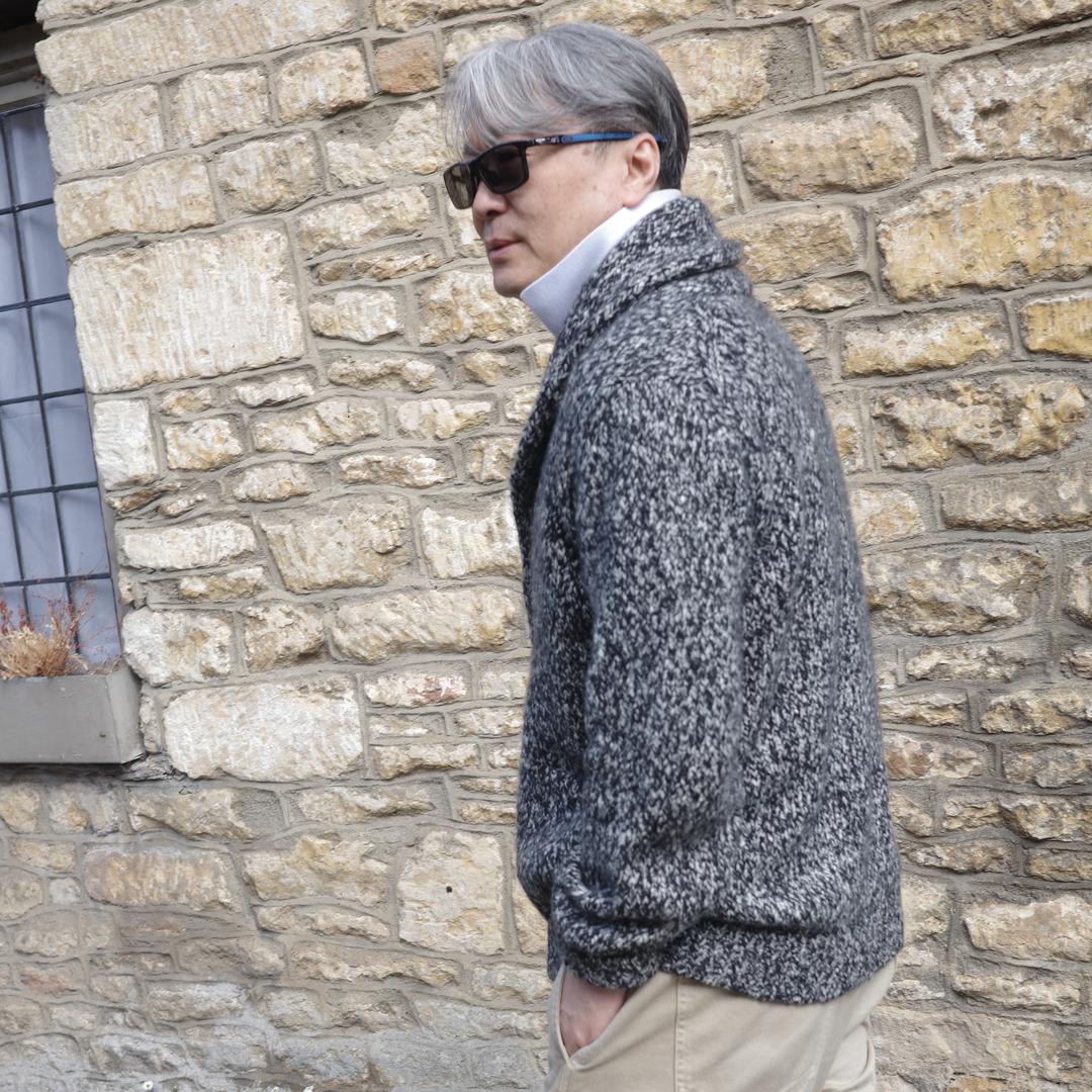 范存刚，笔名范迟。