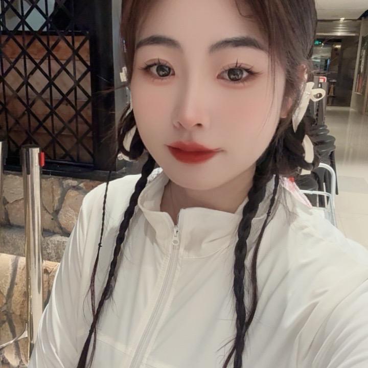 贝贝女装穿搭馆