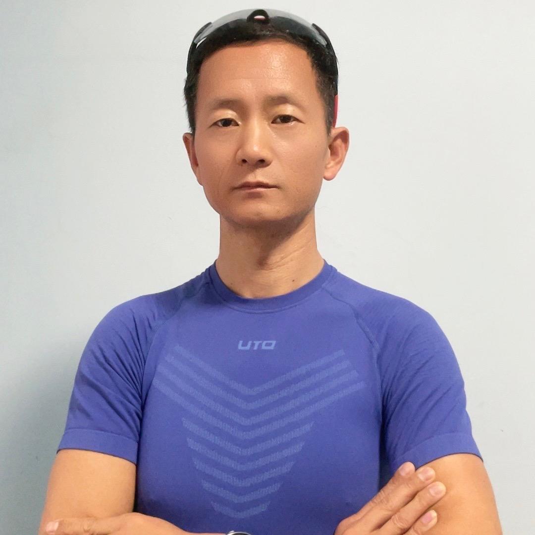 马拉松教练李亮
