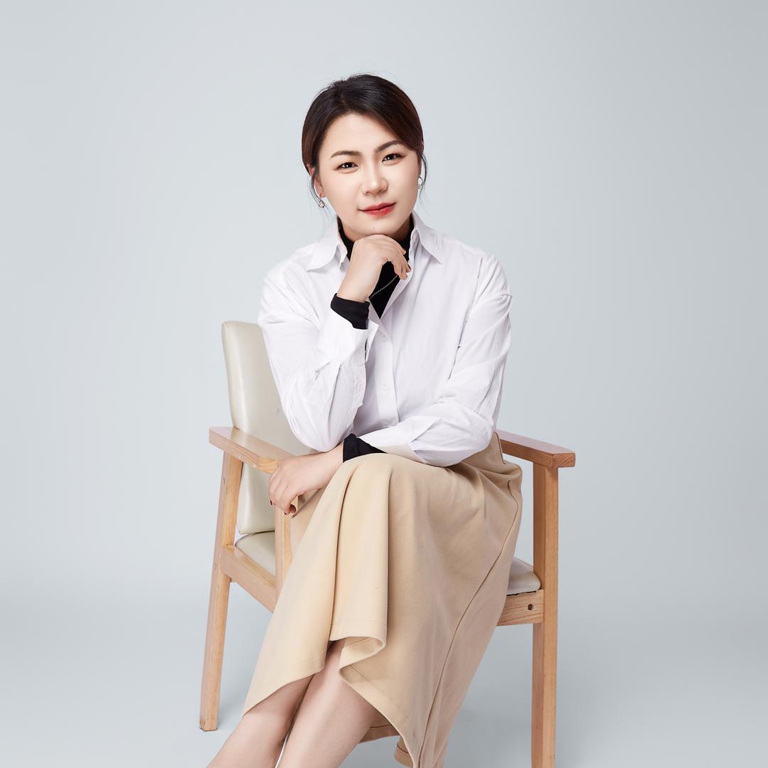 罗莎律师