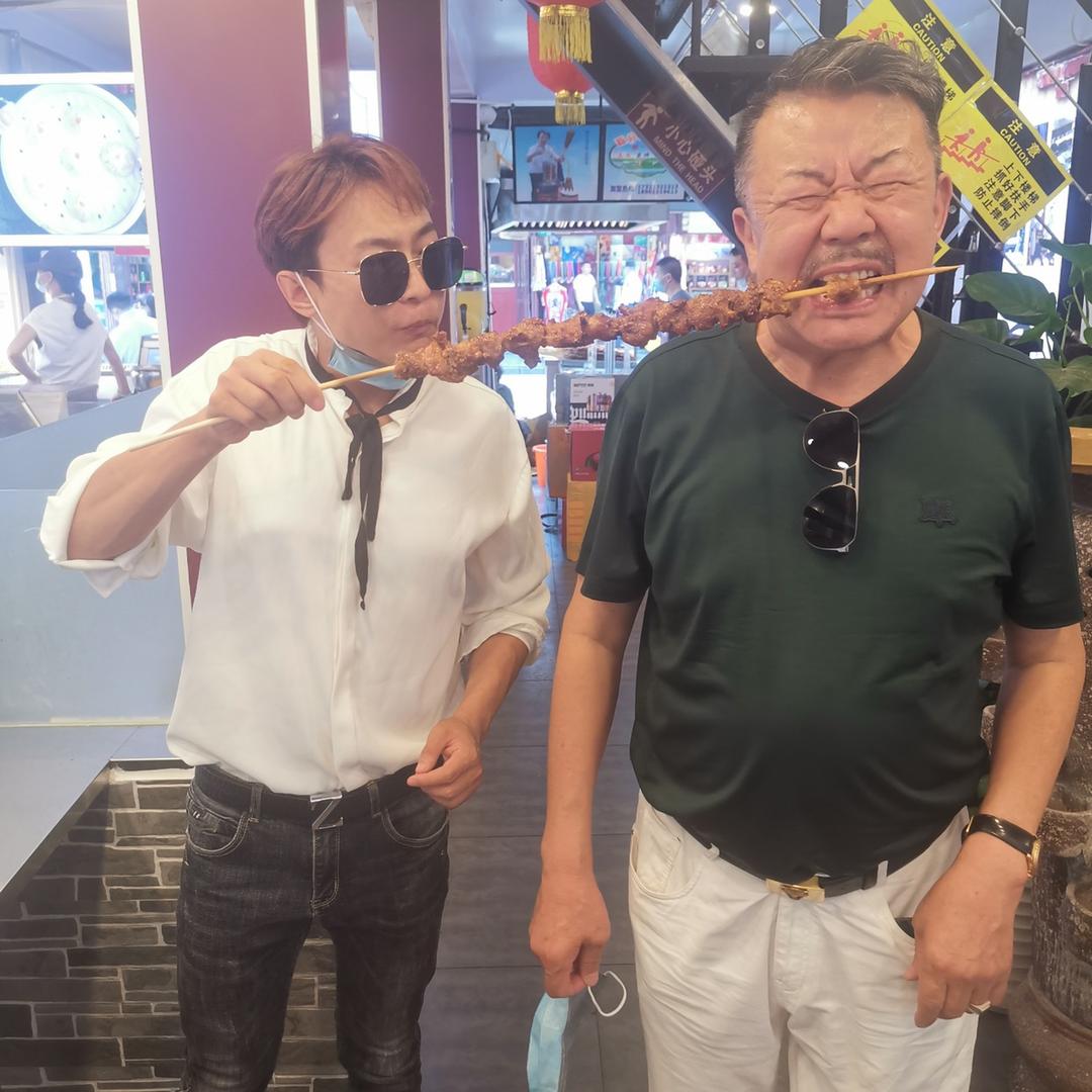 陪着老爹去流浪