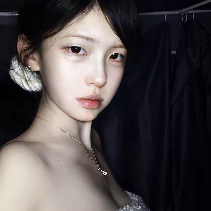 不吃芹菜.