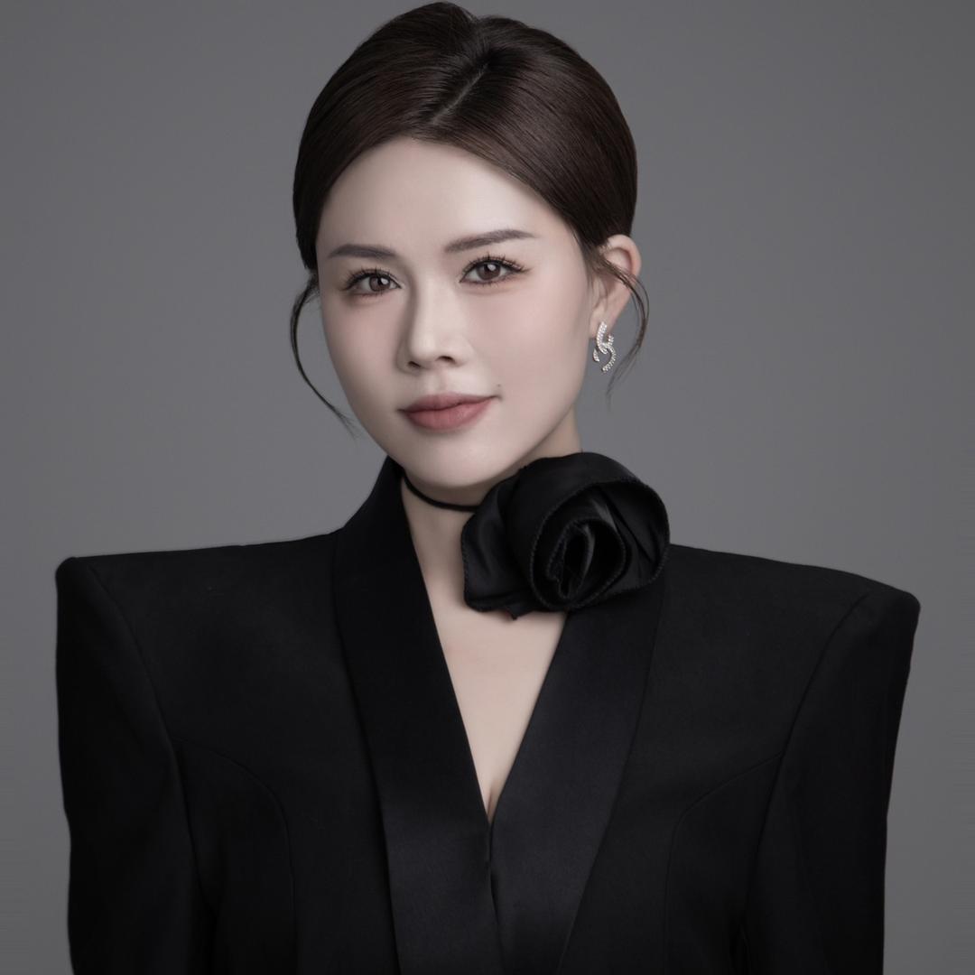 戴丝来自河南
