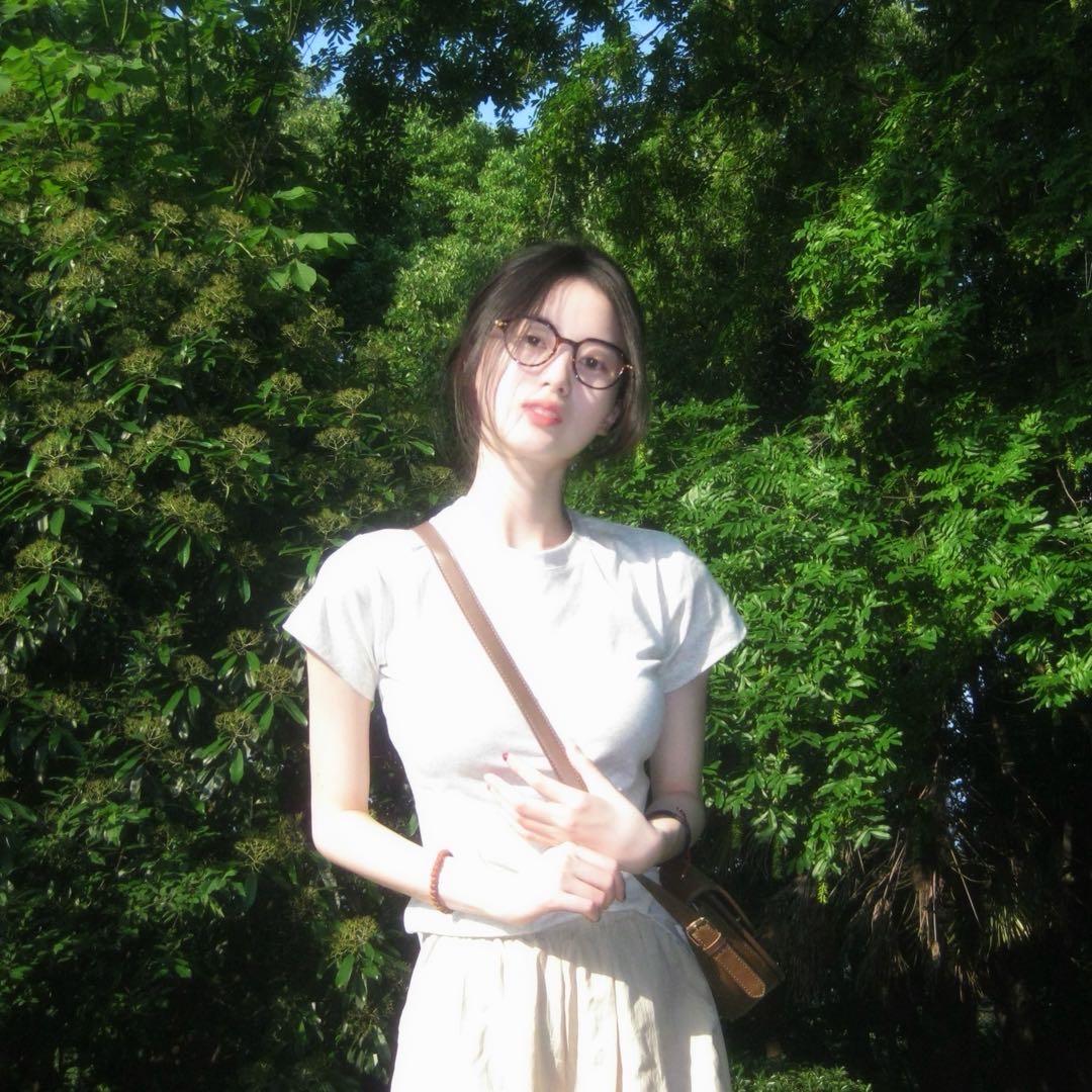 顾媛佳