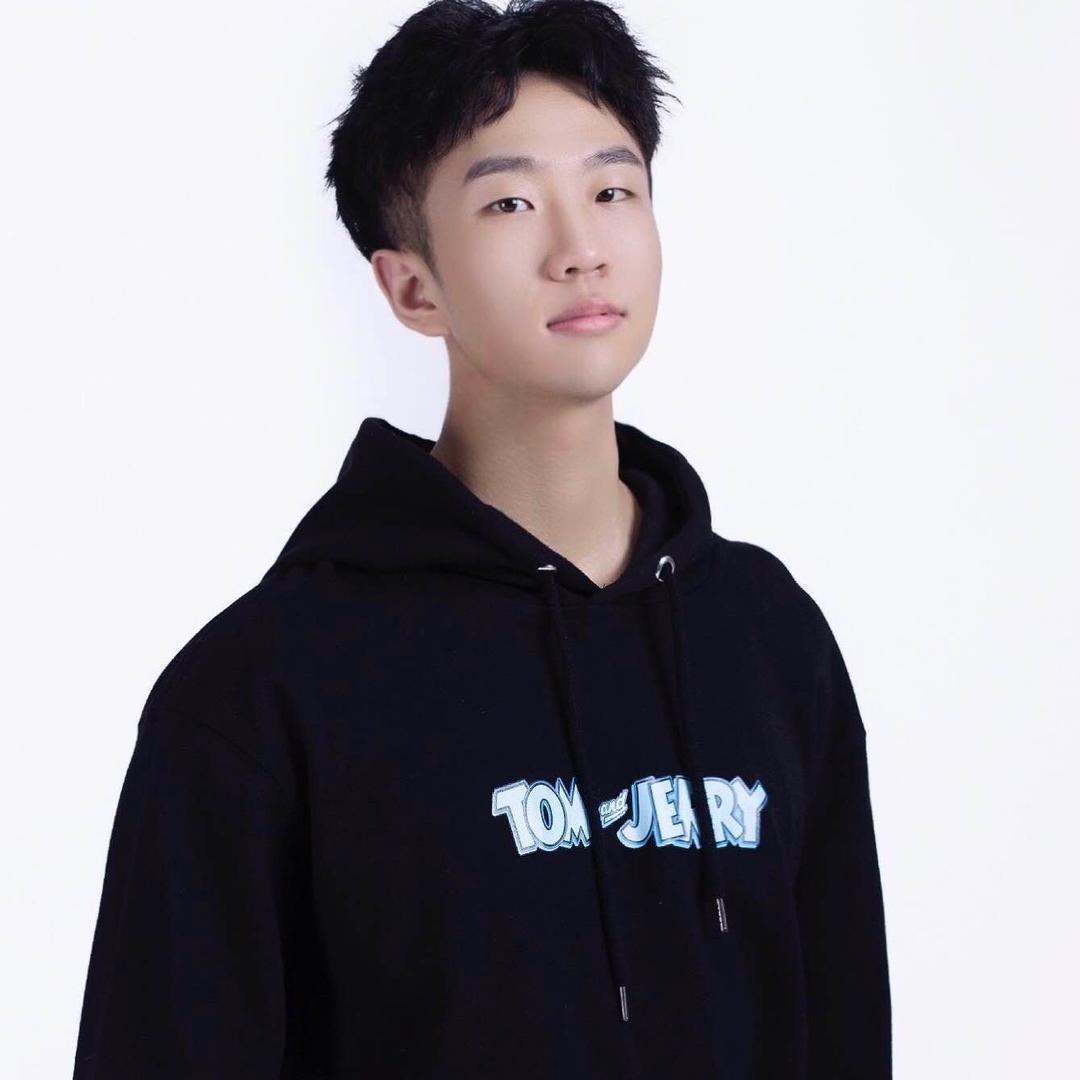 176的小🐏（很想重生版）