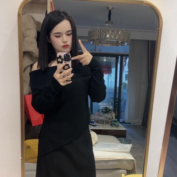 👀