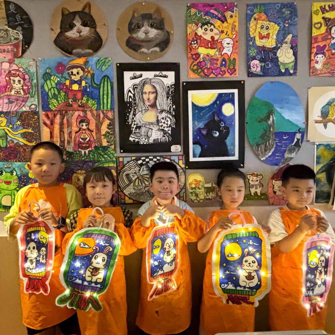 艺想天橙艺术学校（美术、书法）