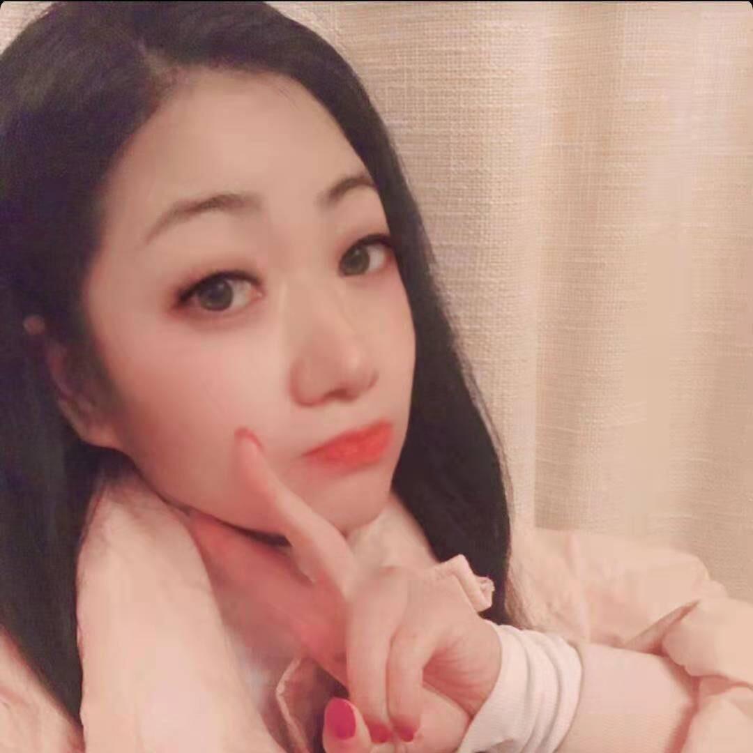 摘花惜蕾