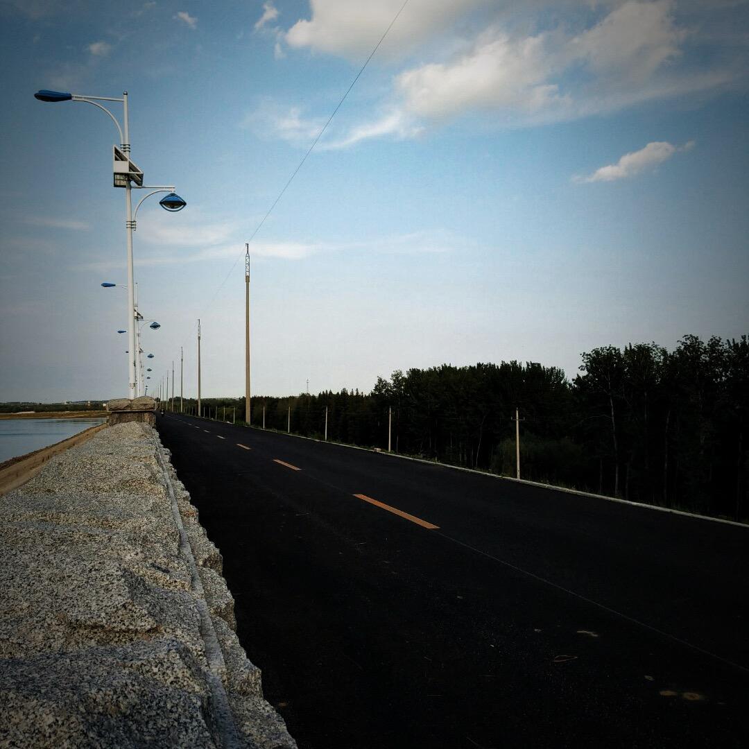 镜像世界里的高山