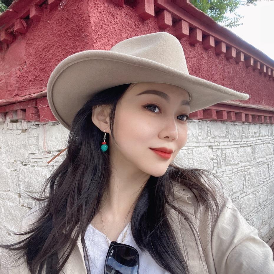 黄小珊会唱歌