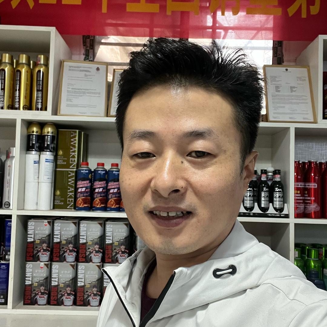 龙山县钢铁侠汽修养护中心🤝