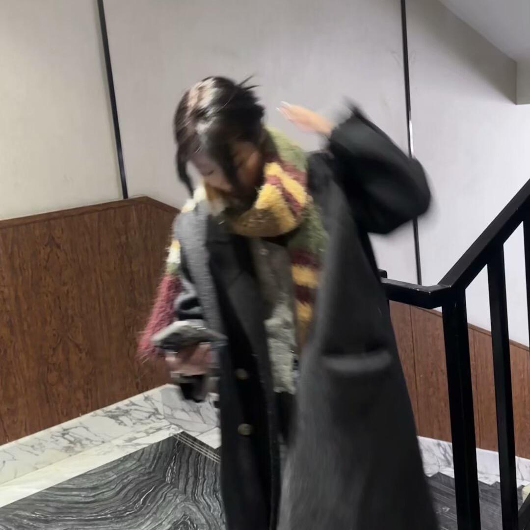 想睡觉的懒央