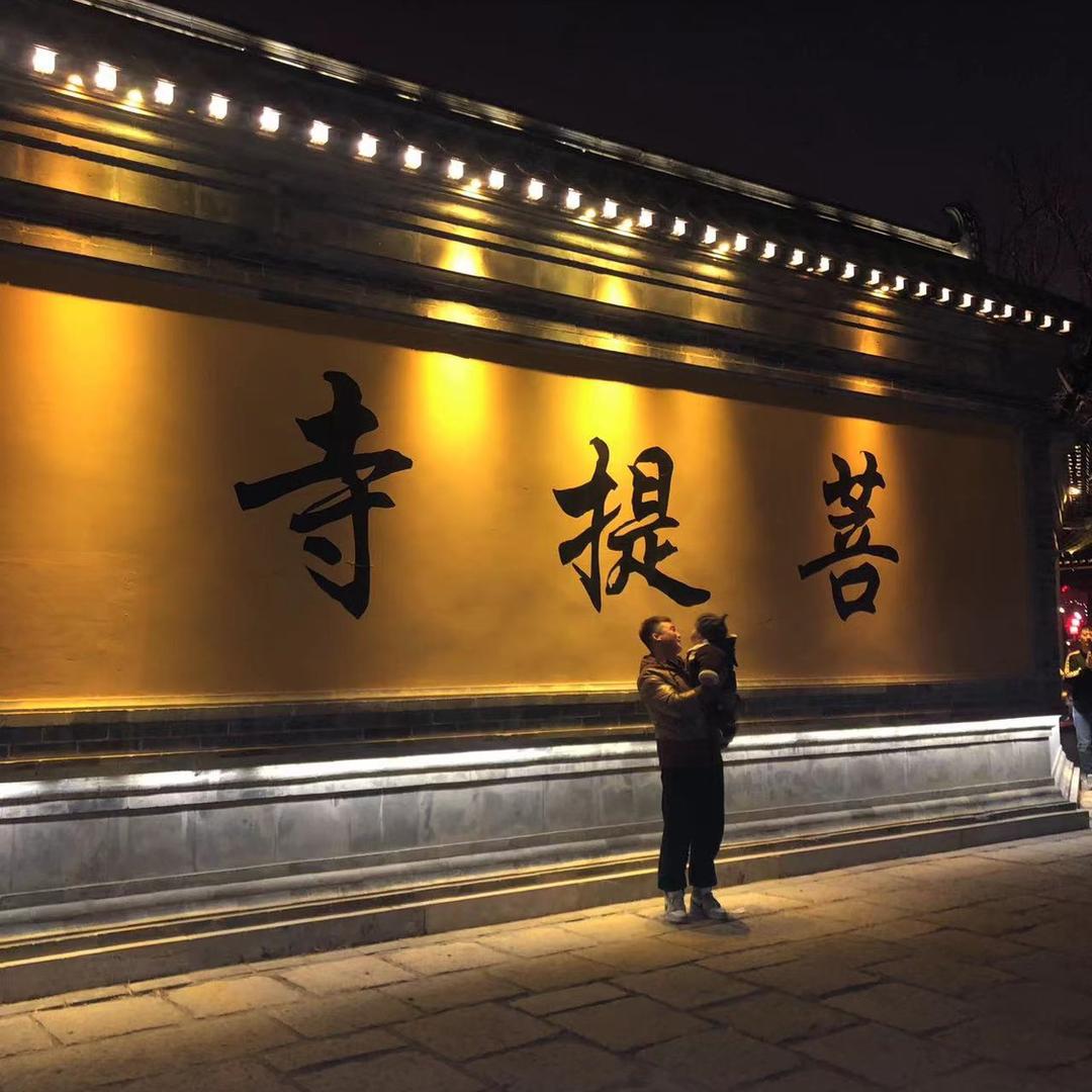 官湖时光跑道：台球🎱：汽车装饰
