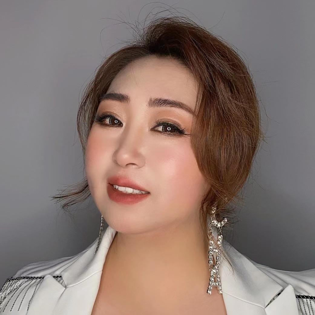 恋姿魅·新华轻奢美学