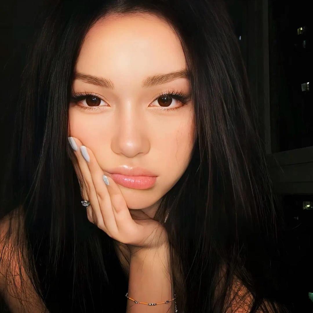 美强惨人设