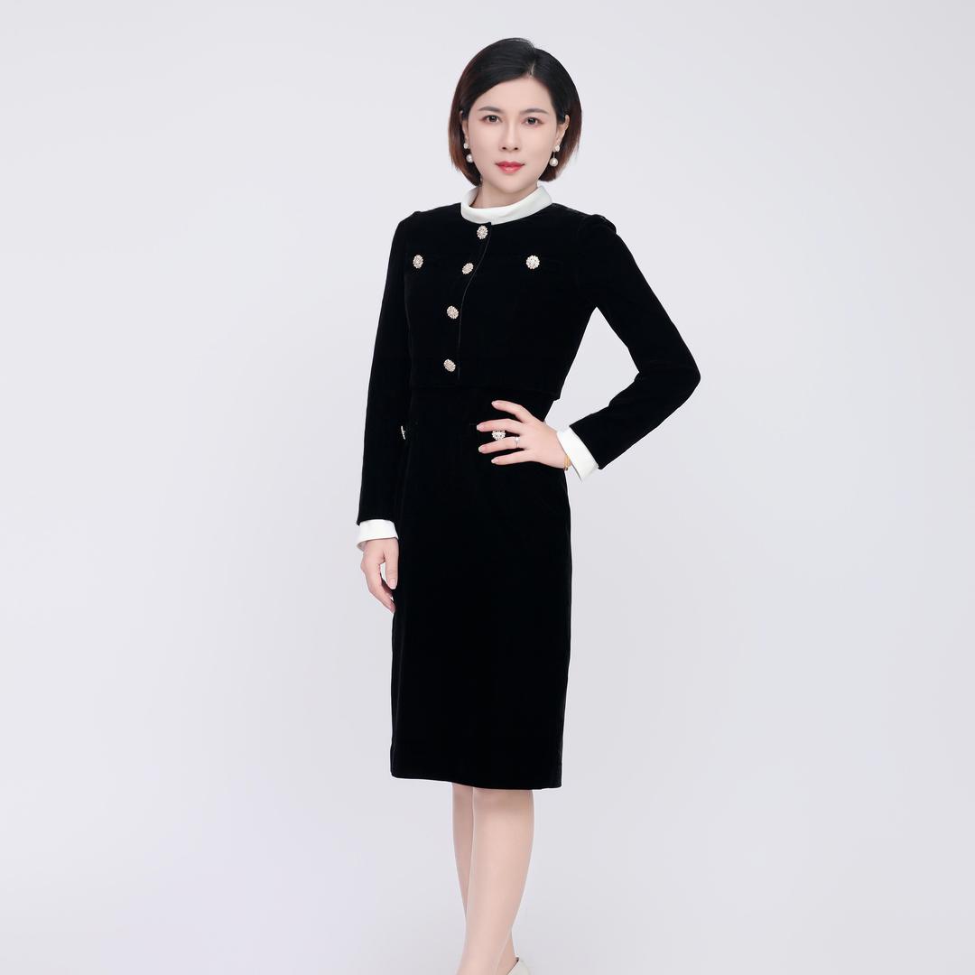 空气能热水器厂家霞姐