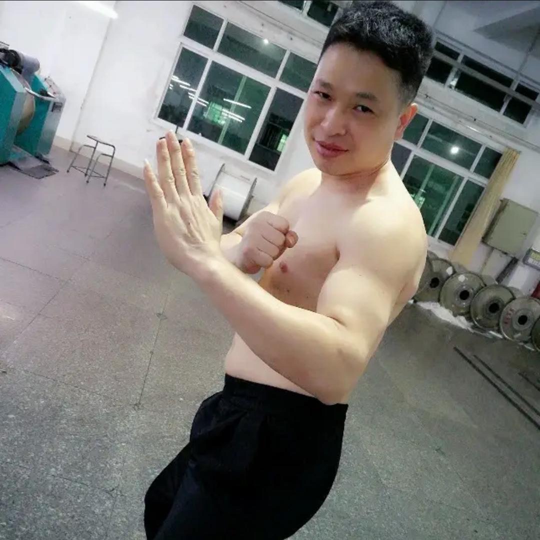 张晓松