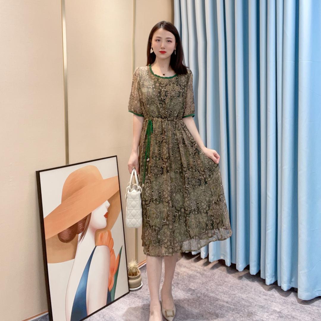 芊慧高端女装工厂