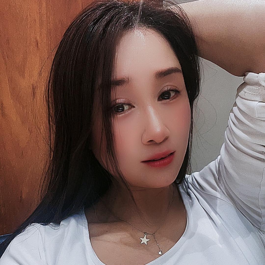 燕 子