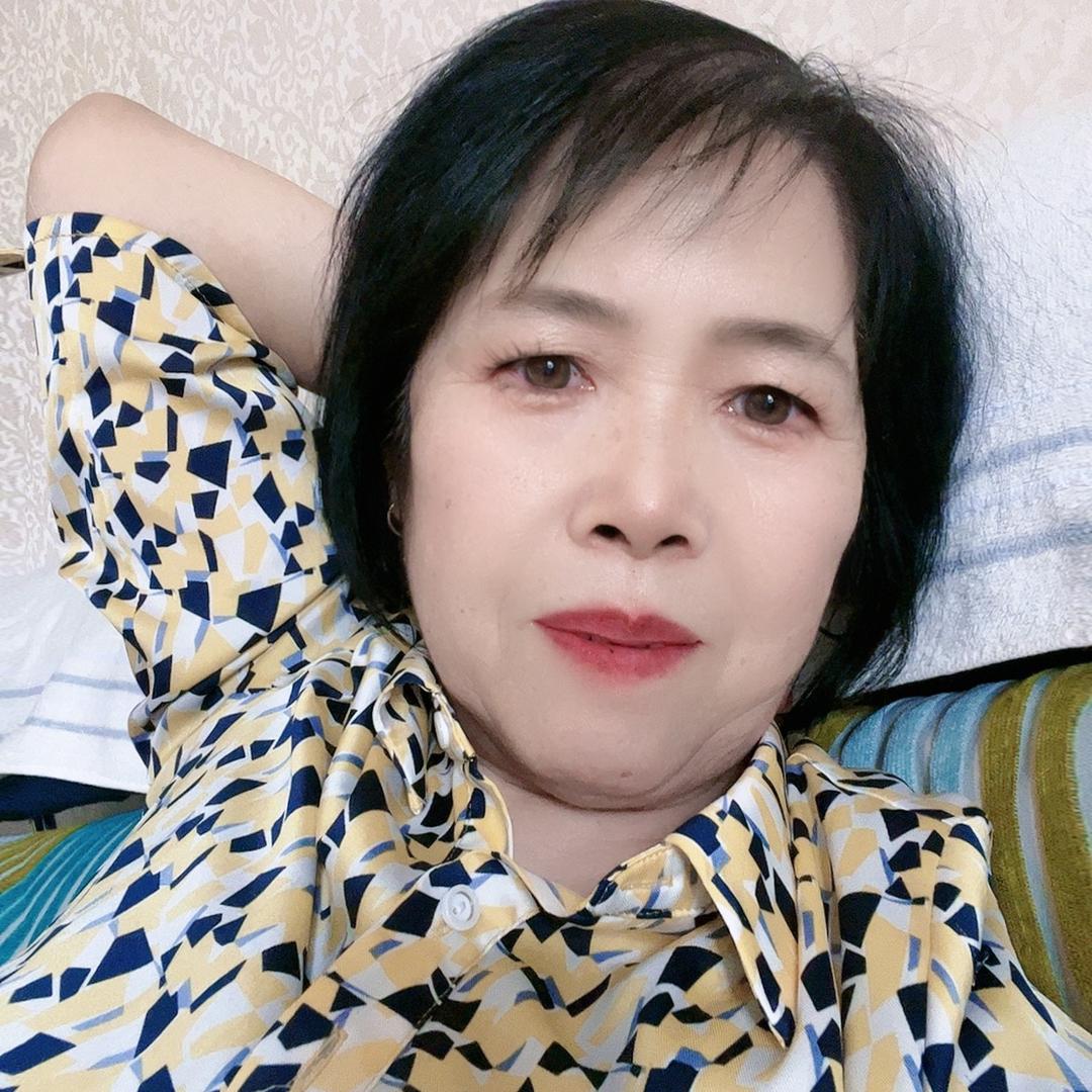 楚楚奶奶（拒绝连赞）