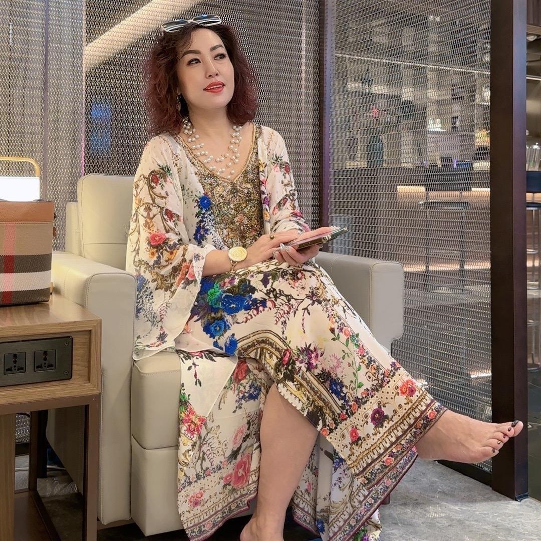 敏敏女衣服饰店