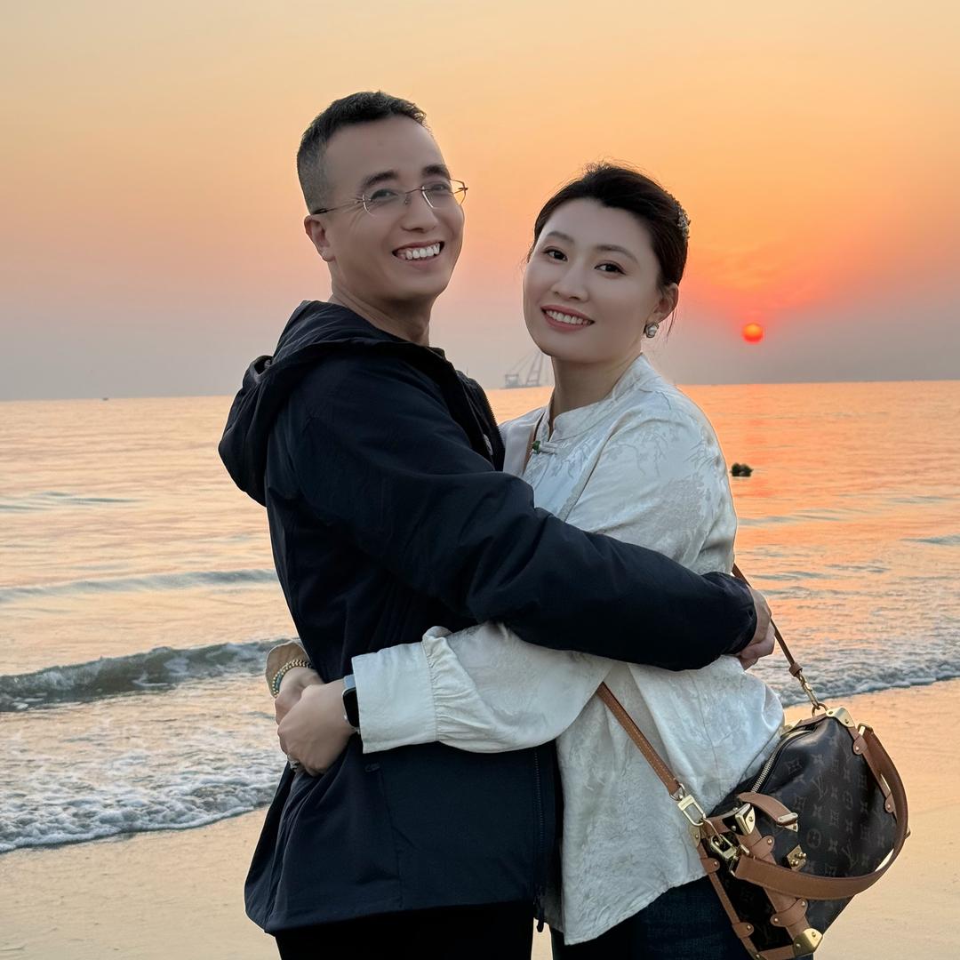 哈迷&班爸爸二婚夫妇(孕中期)