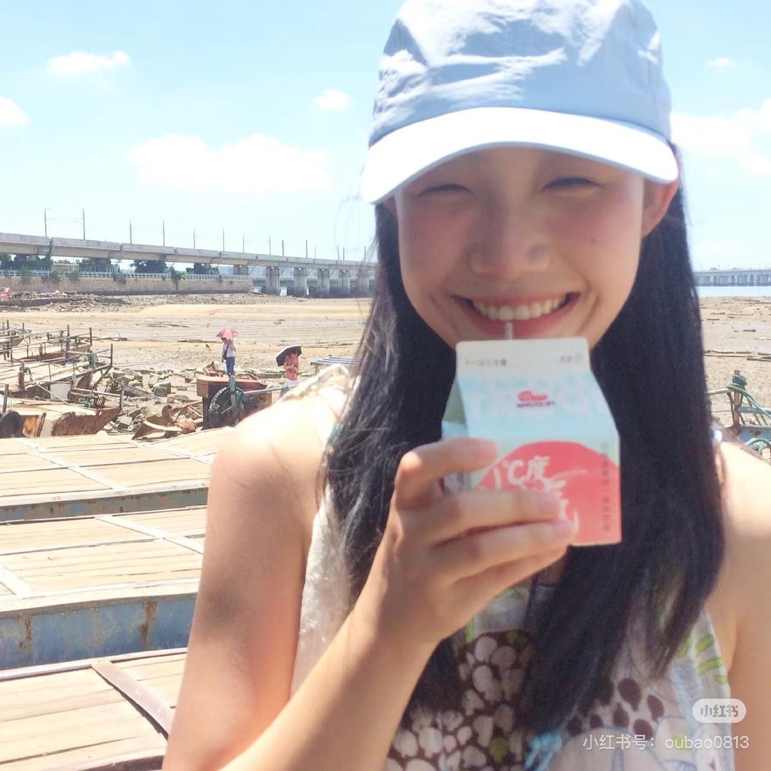 我的脸是电视机