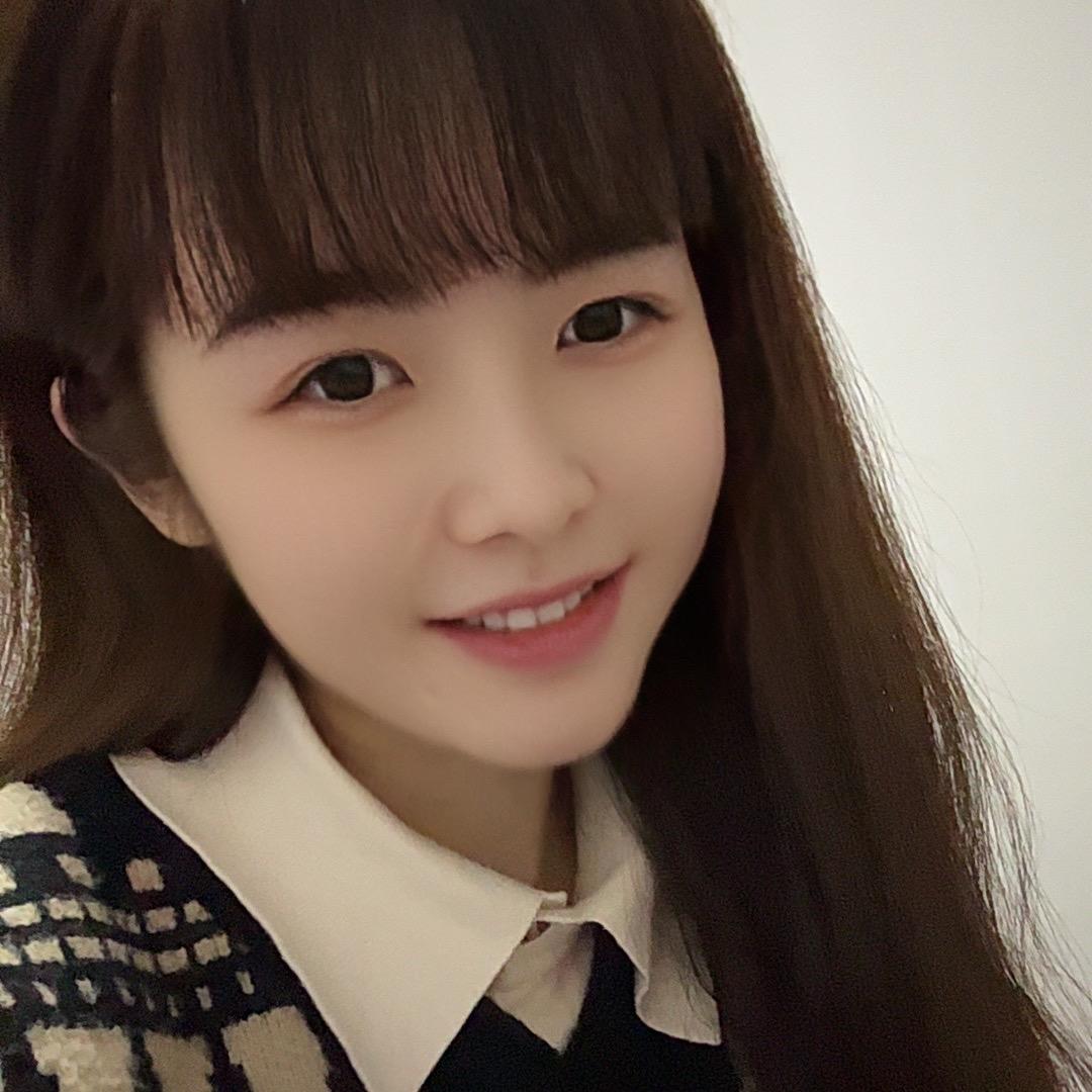 莹莹
