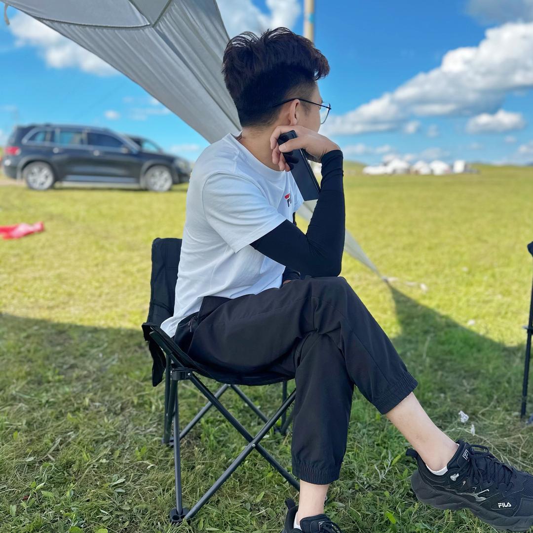 爱养花的老二哥