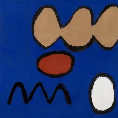 龙卷风席卷停车场