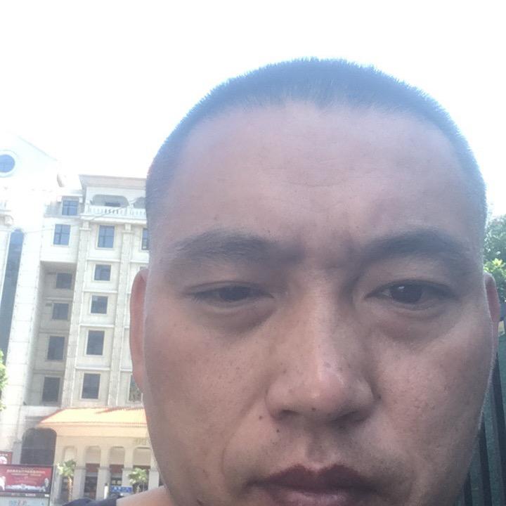 王占杰