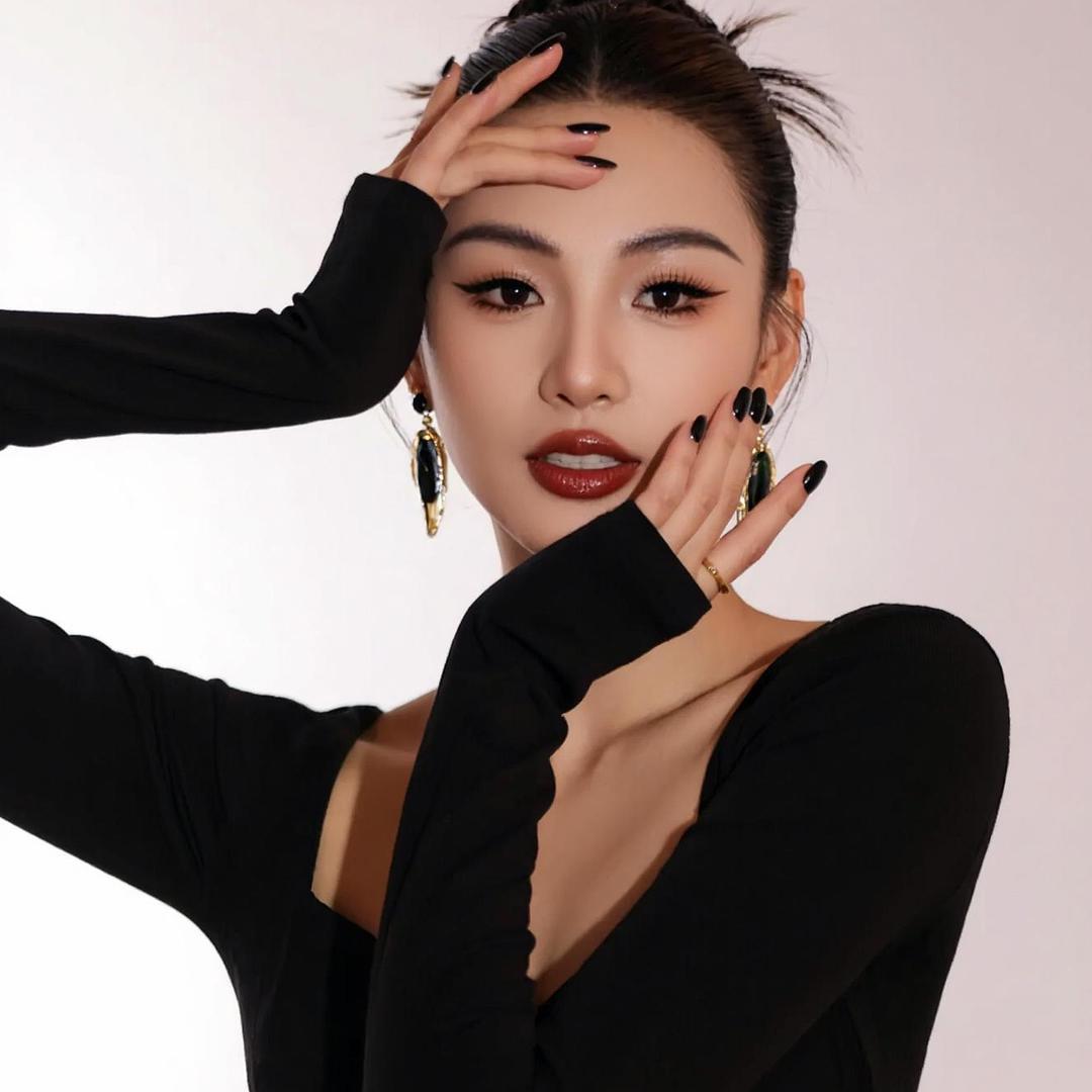 钱小姐的美妆铺