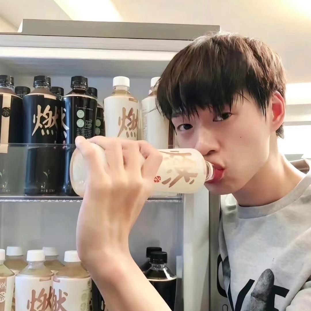 capper帽子给我戴🍰