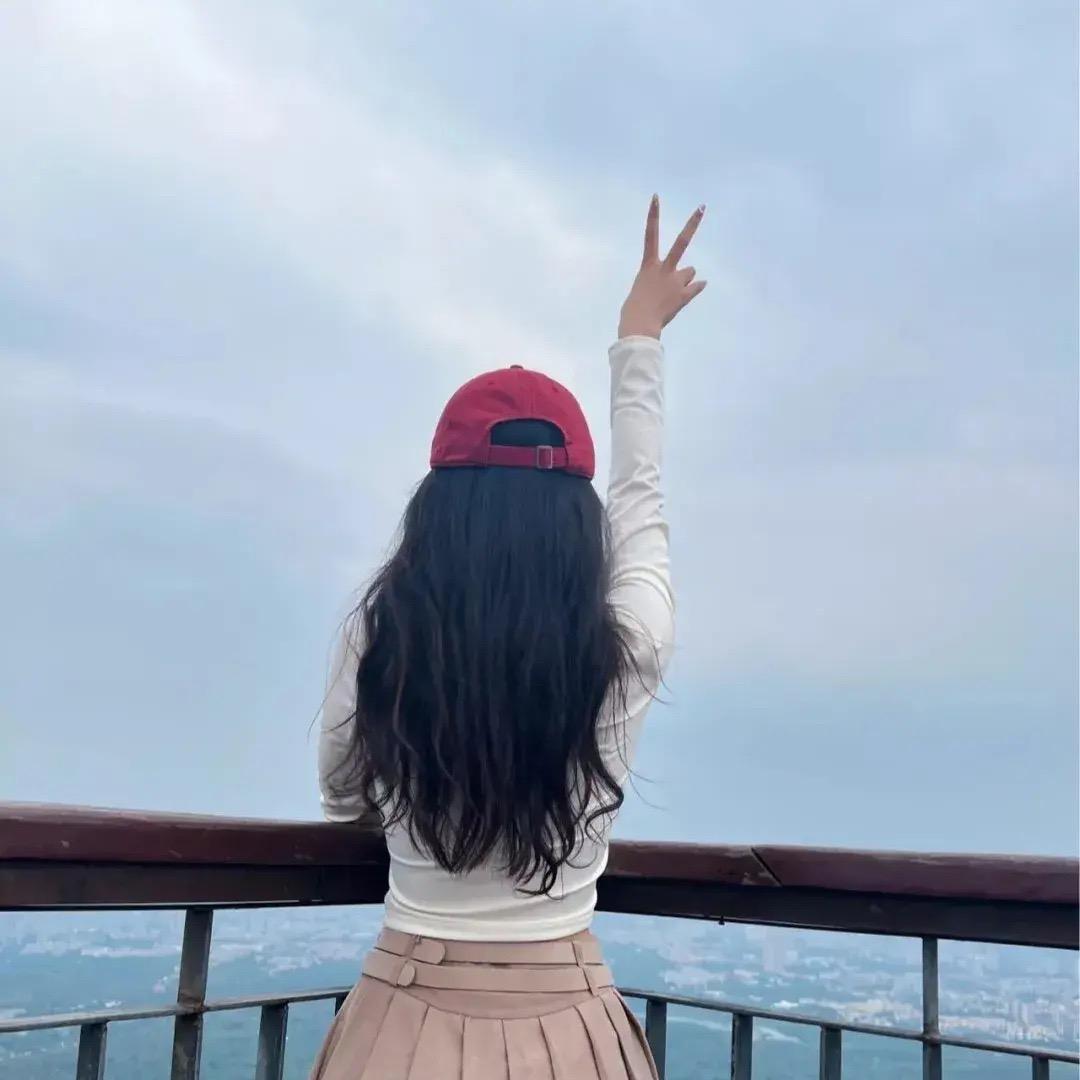 晶晶女王范