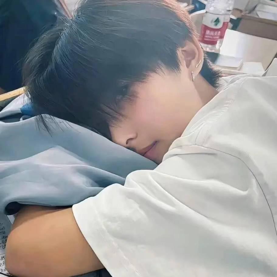 一个我。