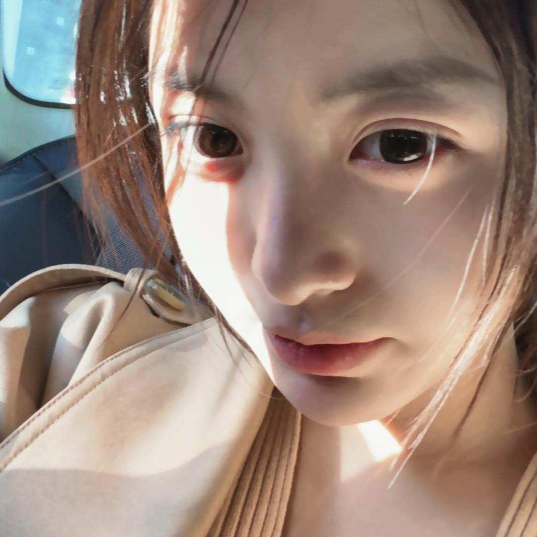 藏在奶油蛋糕里