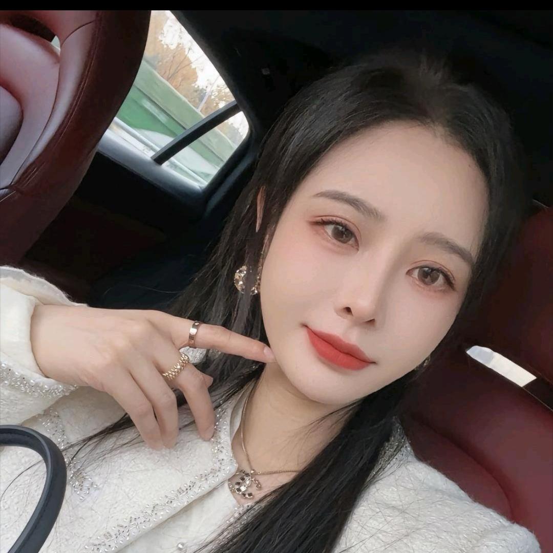 小雨女装福利返场