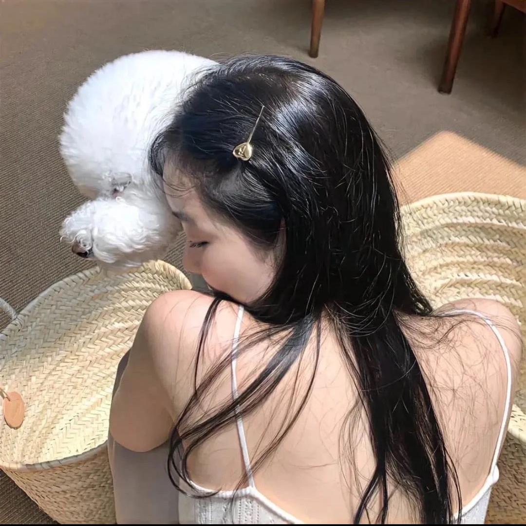 绾他（私信不回 看主页）