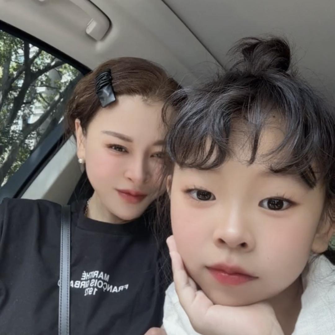 言若里服饰个体店